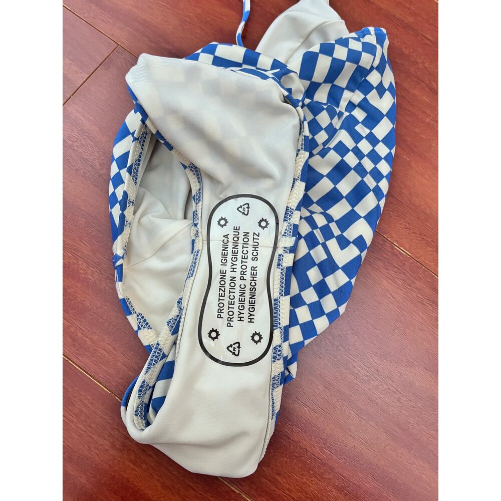 Billabong• Morgan Out of the Blue Underwire One-Piece Swimsuit - Picture 11 of 14